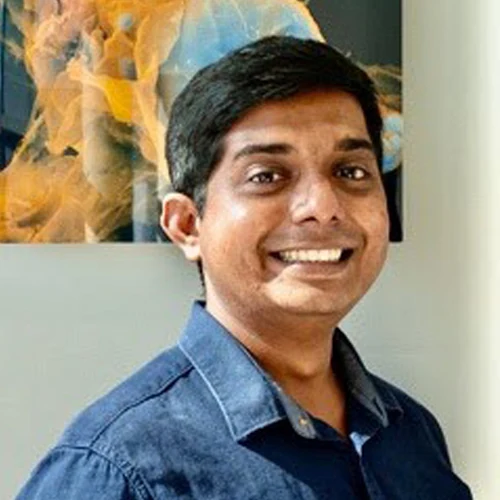 Headshot of Vignesh Hariharan